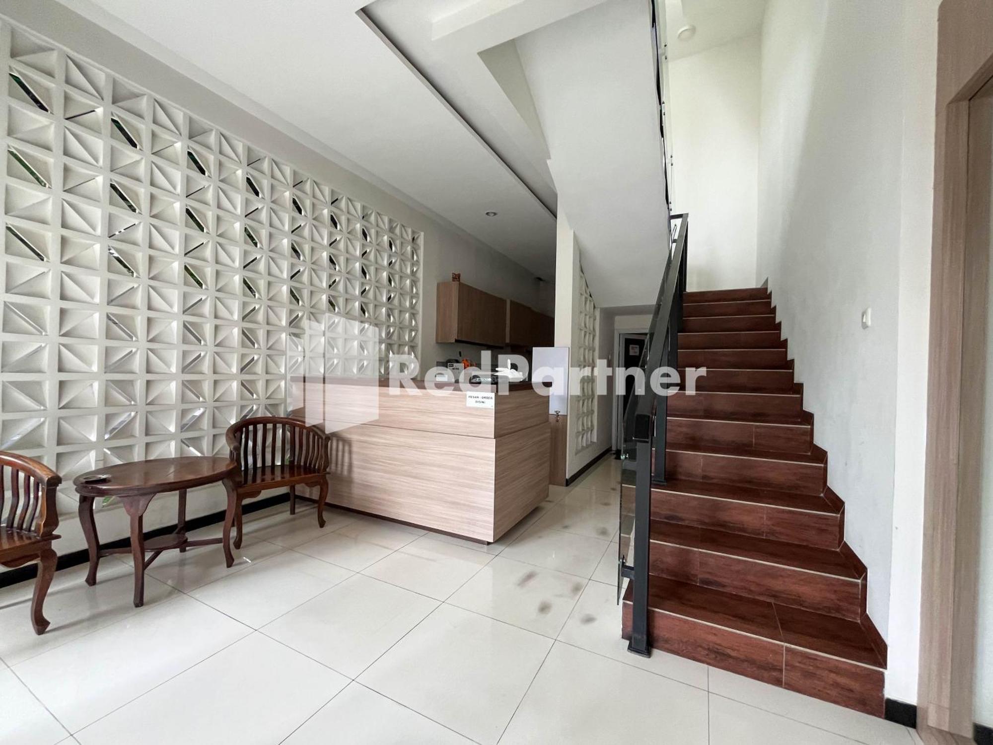 Griya Borobudur Malang Syariah Redpartner Blimbing  Екстер'єр фото